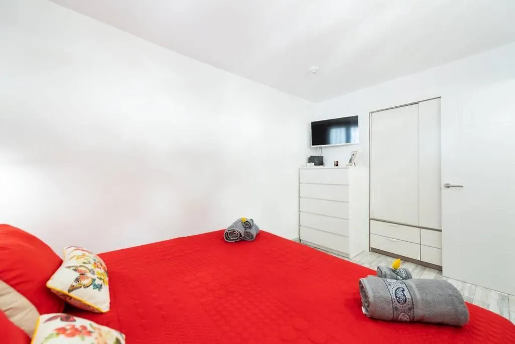 Apartment Luxury Apt 1 Minute From The Beach Of The Dunes Playa del Ingles