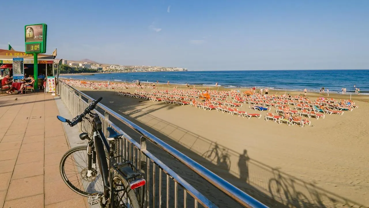 Apartment Luxury Apt 1 Minute From The Beach Of The Dunes Playa del Ingles  Spain